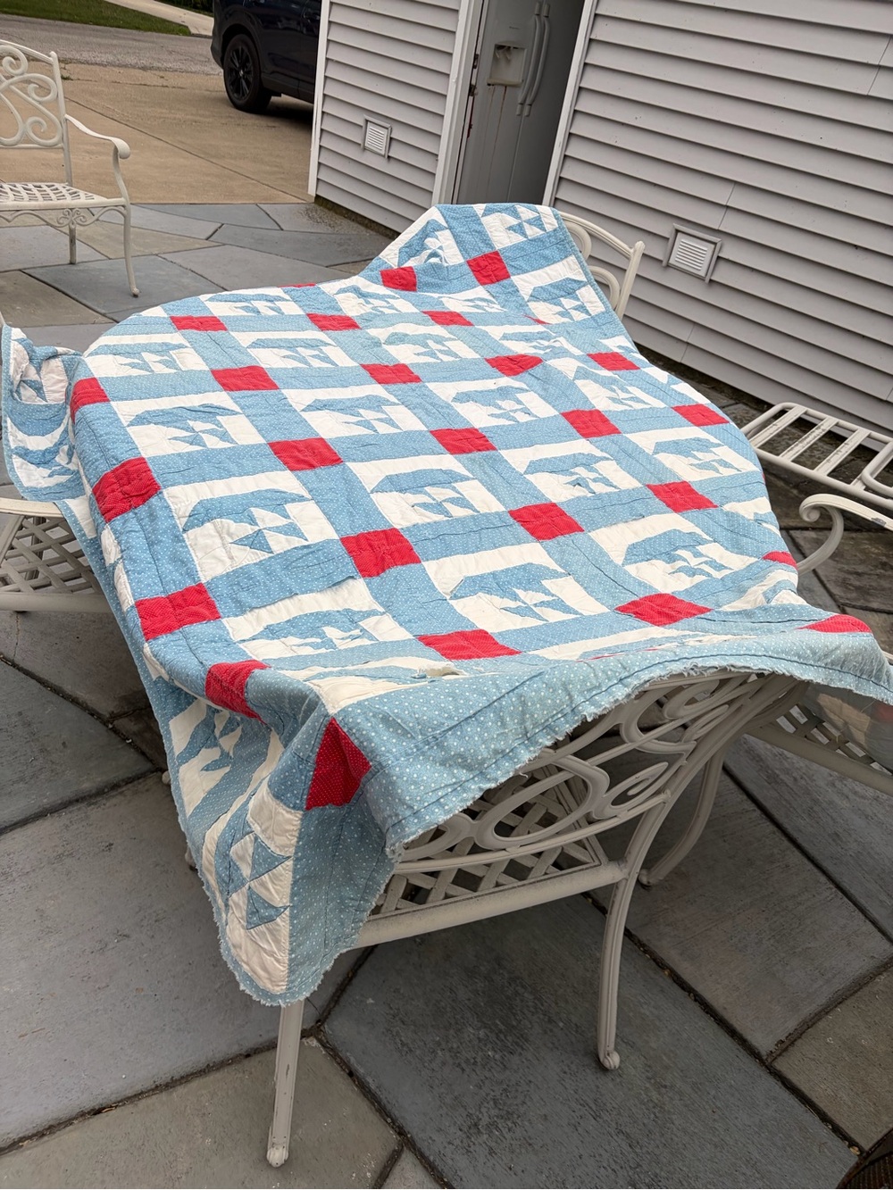 Vintage Quilt in Blue, White and Red